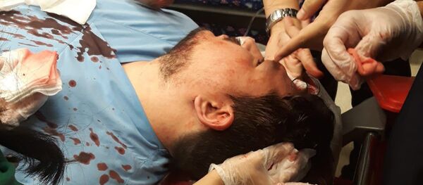 Hasta yakını, doktorun kafasında kaldırım taşı kırdı - Doktor Bahattin Ahmet Yalçın - Sputnik Türkiye