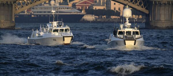 St. Petersburg'da Rusya Deniz Kuvvetleri Günü askeri geçit provası - Sputnik Türkiye