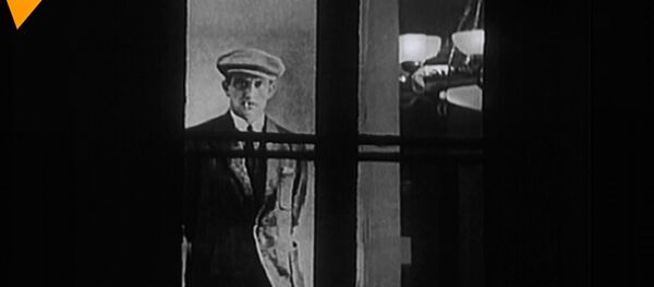 Ünlü Rus şair ve oyun yazarı Vladimir Mayakovskiy 125 yıl önce doğdu - Sputnik Türkiye