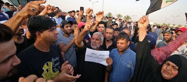 Irak'ın Basra kentinde protestolar - Sputnik Türkiye