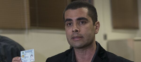 Dr Bumbum lakaplı Denis Furtado Dr Bumbum lakaplı Denis Furtado - Sputnik Türkiye