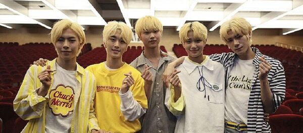 Dünyaca ünlü Güney Koreli pop müzik grubu 'Newkidd' Dünyaca ünlü Güney Koreli pop müzik grubu 'Newkidd' - Sputnik Türkiye