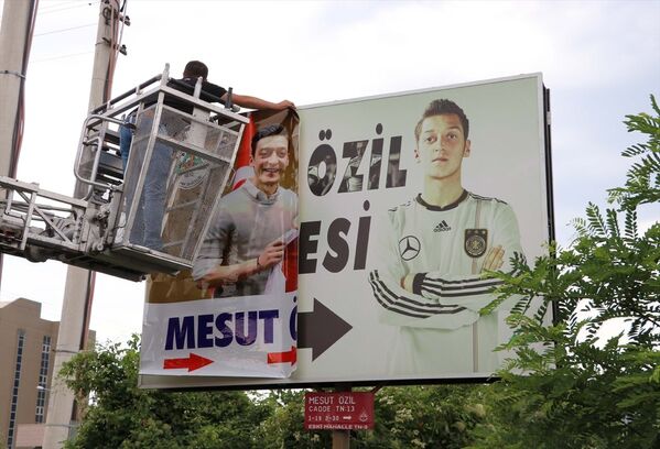 Mesut Özil'e memleketi Devrek'ten destek - Sputnik Türkiye