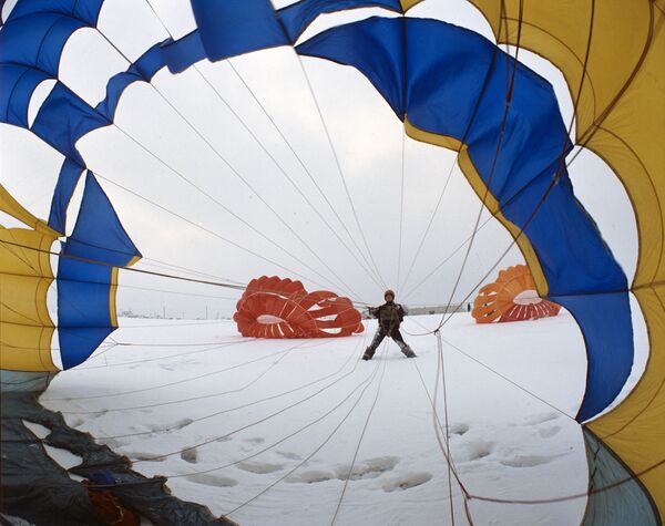 Gökten aşağa: SSCB’de paraşüt sporu - Sputnik Türkiye