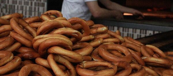 susamsız simit - Sputnik Türkiye