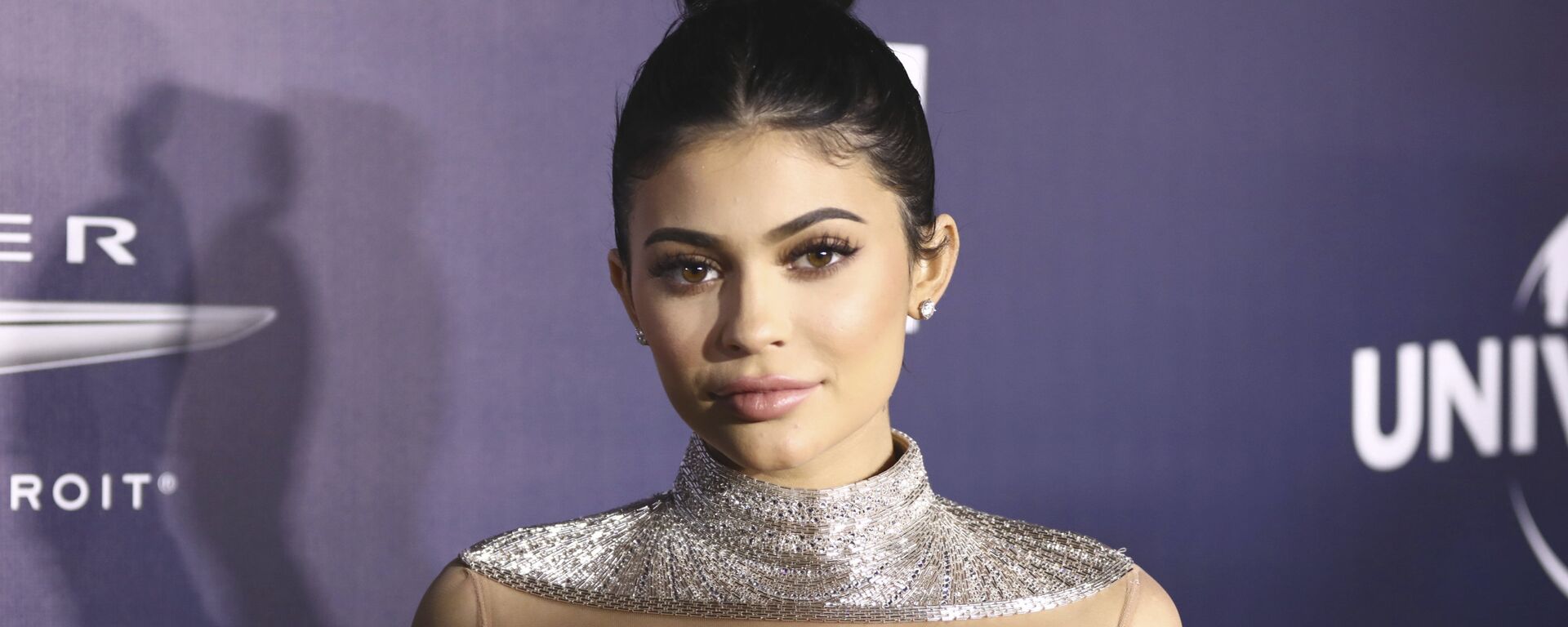 Kylie Jenner - Sputnik Türkiye, 1920, 14.01.2019