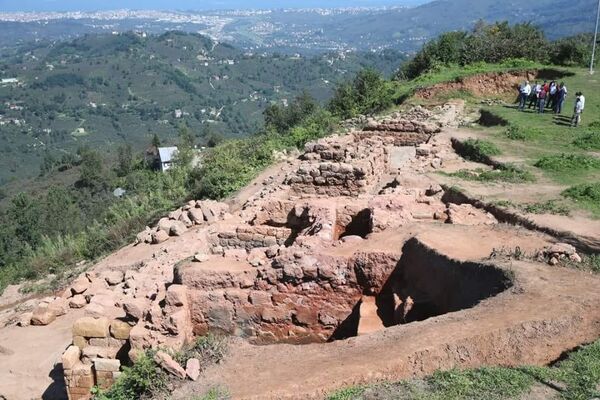 Bereket Tanrısı Dionysos'un heykeli bulundu - Sputnik Türkiye