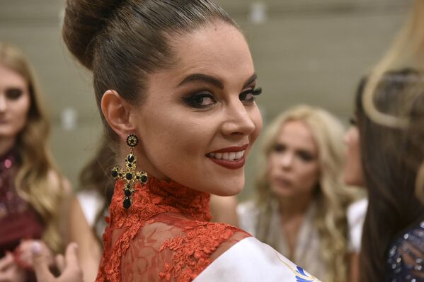  Miss CIS — 2018 güzellik yarışmasının katılımcı. - Sputnik Türkiye