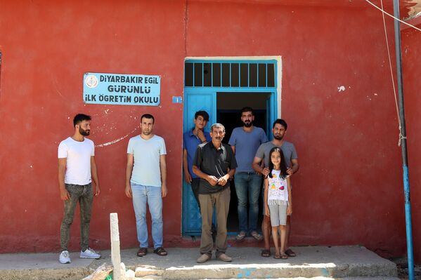 Diyarbakır’da akademik bir köy: Doktor, hakim, bürokrat, NASA’ya uzman yetiştirdi - Sputnik Türkiye