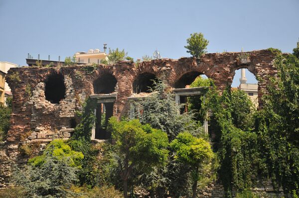 Restorasyon projesi, 25 Temmuz'da İstanbul 4 Numaralı Kültür Varlıklarını Koruma Bölge Kurulu Müdürlüğü'ne sunuldu. Kurul tarafından onaylanmasının ardından çalışmalara başlanacak. - Sputnik Türkiye
