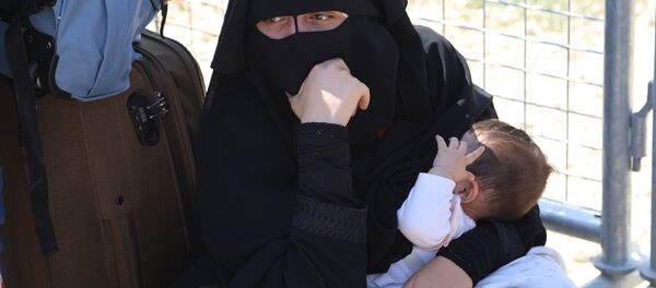 Suriyeliler bayram için ülkelerine gitmeye başladı - Sputnik Türkiye