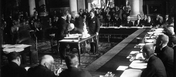 Sevr Sevr - Sputnik Türkiye