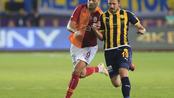 Son şampiyon Galatasaray, lige galibiyetle başladı - Sputnik Türkiye