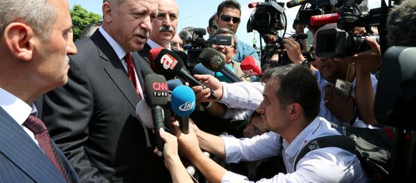 Recep Tayyip Erdoğan 11 Ağustos 2018'de Karadeniz turunda - Sputnik Türkiye