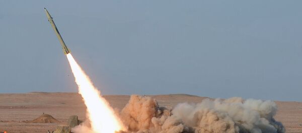 İran'ın kısa menzilli balistik füzesi 'Fateh' - Sputnik Türkiye