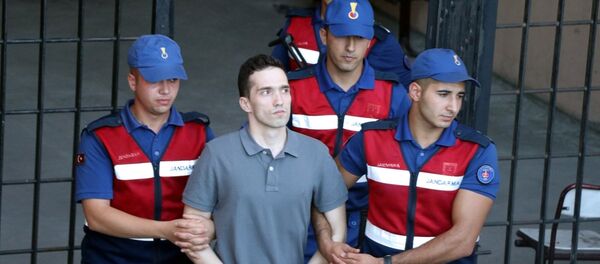 Yunan askerleri tutuksuz yargılanacak - Sputnik Türkiye