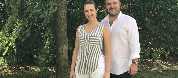 Türkiye'nin Kadın Ustaları Projesi kurucuları Seyhun Ayhan ve Sibel Ayhan - Sputnik Türkiye