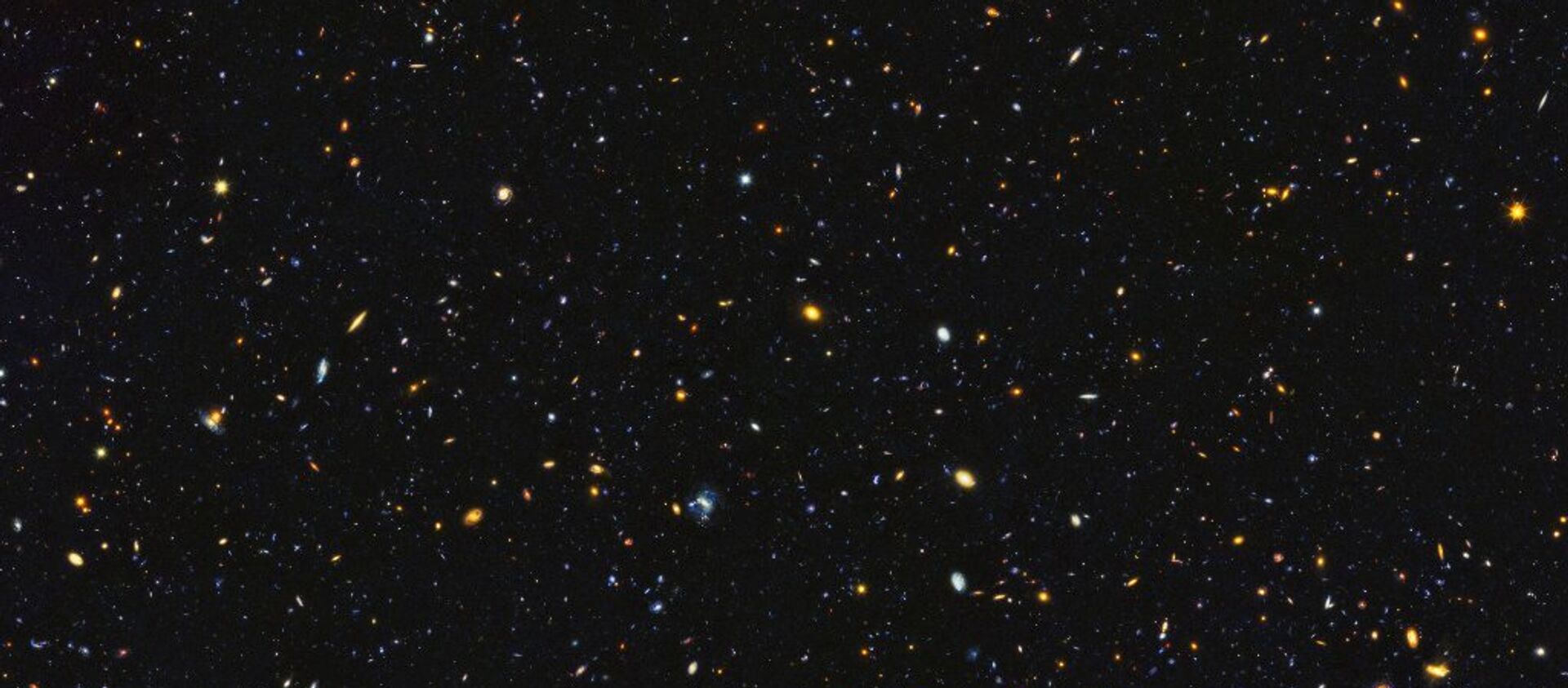 Hubble, 15 bin galaksiyi içeren uzak uzay panaromasını görüntüledi - Sputnik Türkiye, 1920, 17.08.2018