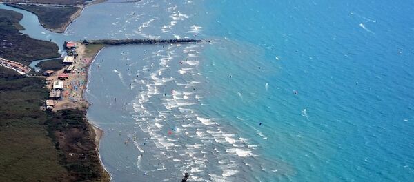 Akdeniz sahillerinde bayram yoğunluğu - Sputnik Türkiye