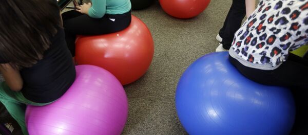 Zehirli gazla doldurduğu yoga topu ile eşini ve kızını öldürdü - Sputnik Türkiye