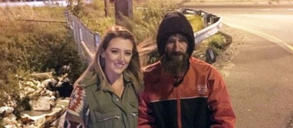 'Evsiz adam için topladıkları 400 bin doları lüks tatillerde harcadılar' 'Evsiz adam için topladıkları 400 bin doları lüks tatillerde harcadılar' - Sputnik Türkiye