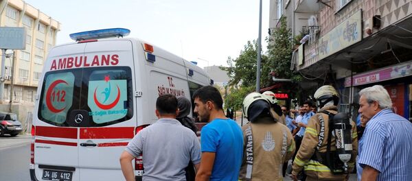 Küçükçekmece'de yola sülfürik asit döküldü - Sputnik Türkiye