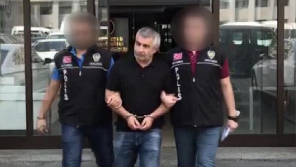 Kırmızı bültenle aranan Azeri mafya lideri yakalandı - Sputnik Türkiye