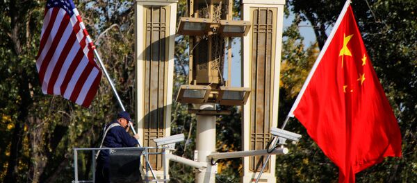 ABD-Çin bayrakları ABD-Çin bayrakları - Sputnik Türkiye