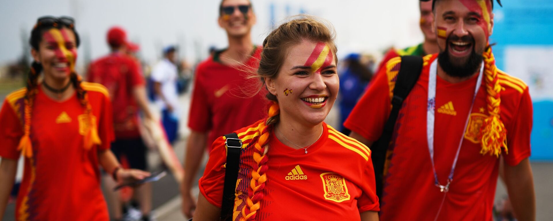 İspanya Milli Takımı taraftarları - Sputnik Türkiye, 1920, 06.04.2026