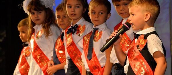 İlk ders zili Rus Okulu'nda çaldı - Sputnik Türkiye