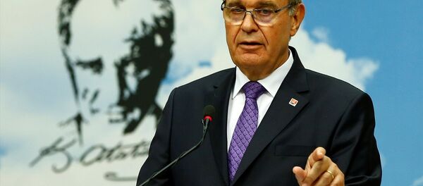 Faik Öztrak - Sputnik Türkiye