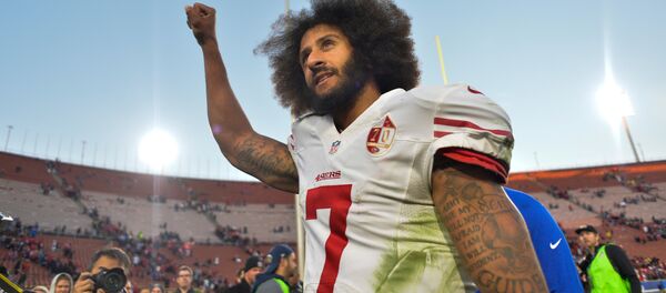 Daha önce Sivil itaatsizlik ile suçlanan yıldız sporcu Nike'ın yeni reklam yüzü oldu Daha önce Sivil itaatsizlik ile suçlanan yıldız sporcu Nike'ın yeni reklam yüzü oldu - Sputnik Türkiye