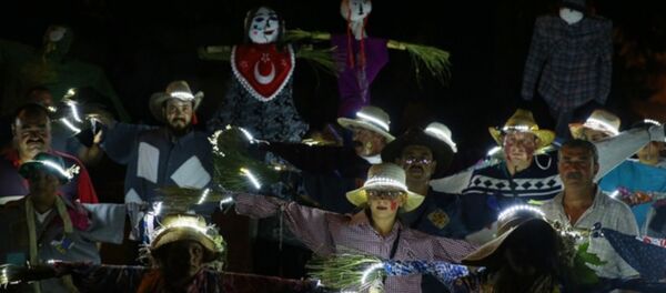 Urla Korkuluk Festivali - Sputnik Türkiye