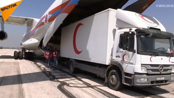 Rusya'dan Suriye'ye 34 ton insani yardım - Sputnik Türkiye