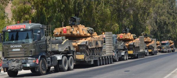 Suriye sınırına ve İdlib kırsalına TSK sevkiyatı - Sputnik Türkiye