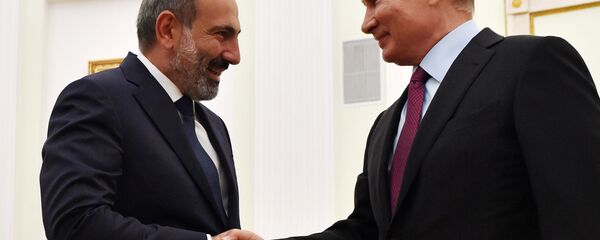 Ermenistan Başbakanı Nikol Paşinyan ve Rusya Devlet Başkanı Vladimir Putin Ermenistan Başbakanı Nikol Paşinyan ve Rusya Devlet Başkanı Vladimir Putin - Sputnik Türkiye