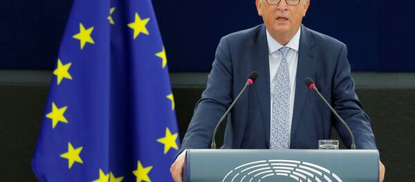 Avrupa Parlametosu'na hitap eden Komisyon Başkanı Jean-Claude Juncker, 2018-19 dönemi için 'birliğin durumu' konuşmasını yaptı. - Sputnik Türkiye