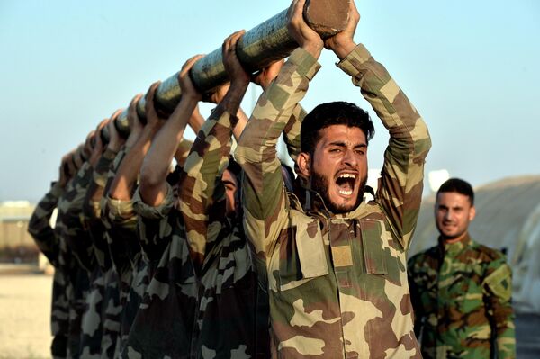 Türkiye'de eğitilen ÖSO militanları görüntülendi - Sputnik Türkiye