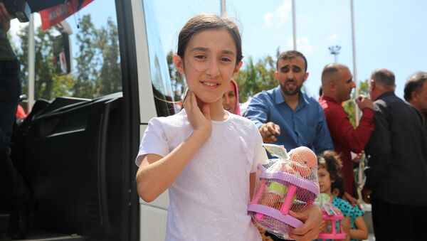 Kocası ve çocuklarını 'Suriye'ye dönmek istemiyorum' diyerek terk etti - Sputnik Türkiye