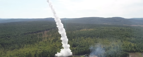 Vostok-2018'de Rus hava savunma sistemleri, görünmezlik özelliğine sahip füzeleri imha etti - Sputnik Türkiye