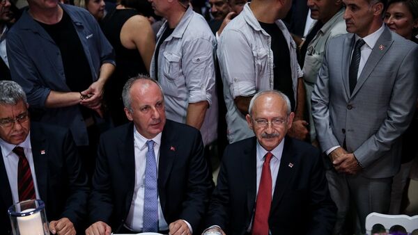 Kılıçdaroğlu ile İnce, nikah şahidi oldukları düğünde bir araya geldi - Sputnik Türkiye