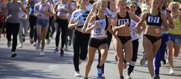 Moskova’da düzenlenen ‘Ulusal Koşu’ - Sputnik Türkiye