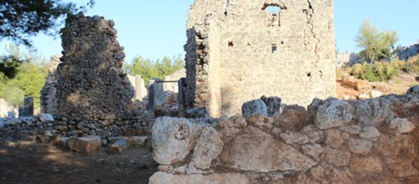 Antalya'da yıllar süren kazı çalışması sonrası 2200 yıllık şehir ortaya çıkarıldı - Sputnik Türkiye