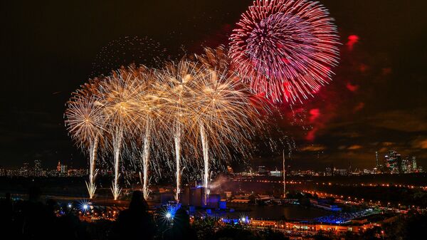 Moskova'da Işık Çemberi Festivalinin kapanış gösterisi - Sputnik Türkiye