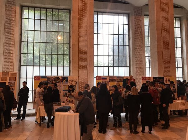 26 Eylül Avrupa Diller Günü etkinliğinde Rusça standı - Sputnik Türkiye