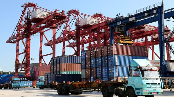 'Çin pazarı büyümeye devam ediyor, ABD'nin ticaret savaşını kazanma şansı yok' - Sputnik Türkiye