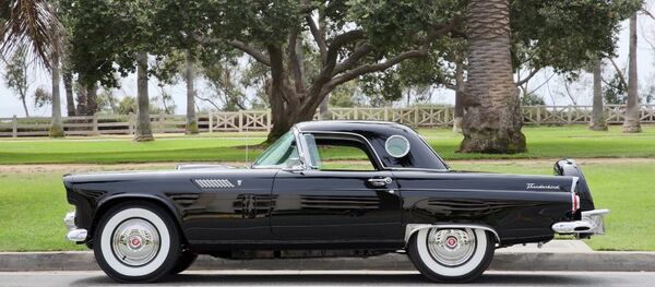 Marilyn Monroe'nun düğün arabası, açık artırmaya çıkıyor - Sputnik Türkiye