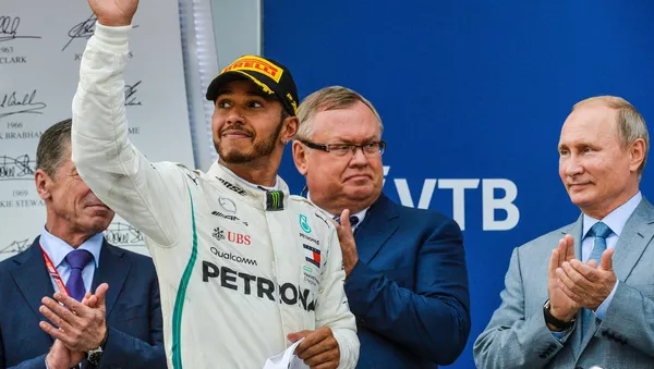 Lewis Hamilton- Vladimir Putin - Sputnik Türkiye
