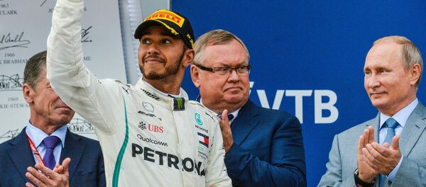 Lewis Hamilton- Vladimir Putin - Sputnik Türkiye