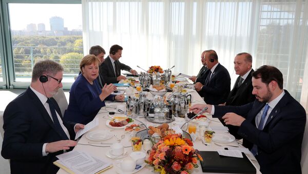 Berlin'de Erdoğan-Merkel heyetlerarası görüşmeler - Sputnik Türkiye